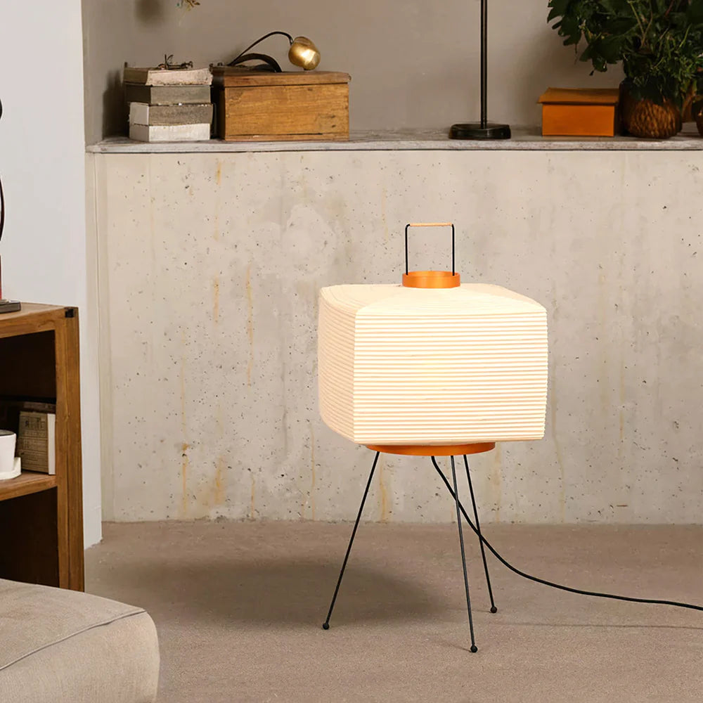 Akari 7A Paper Lamp