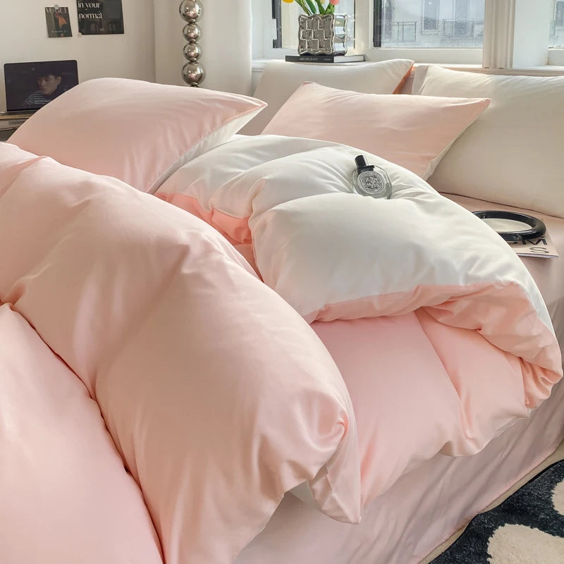 Light Pink & White Double-Sided Bedding Set