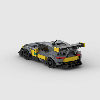 Aston Martin GT8