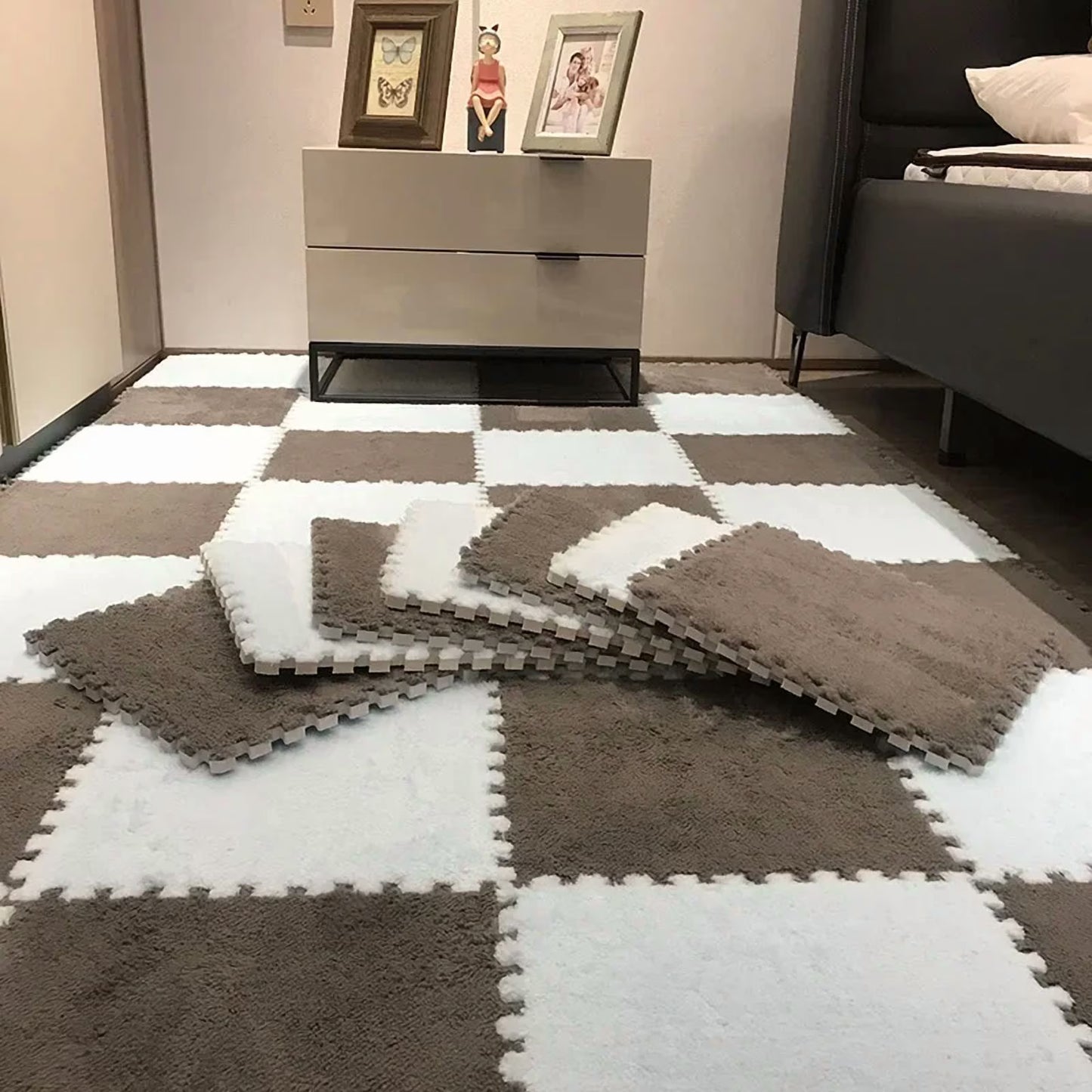 White & Coffee Plush Puzzle Foam Mat