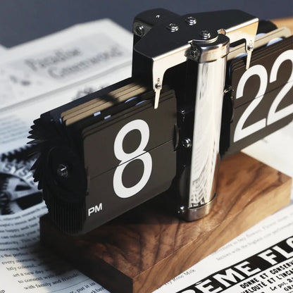 Vintage Auto Flip Clock