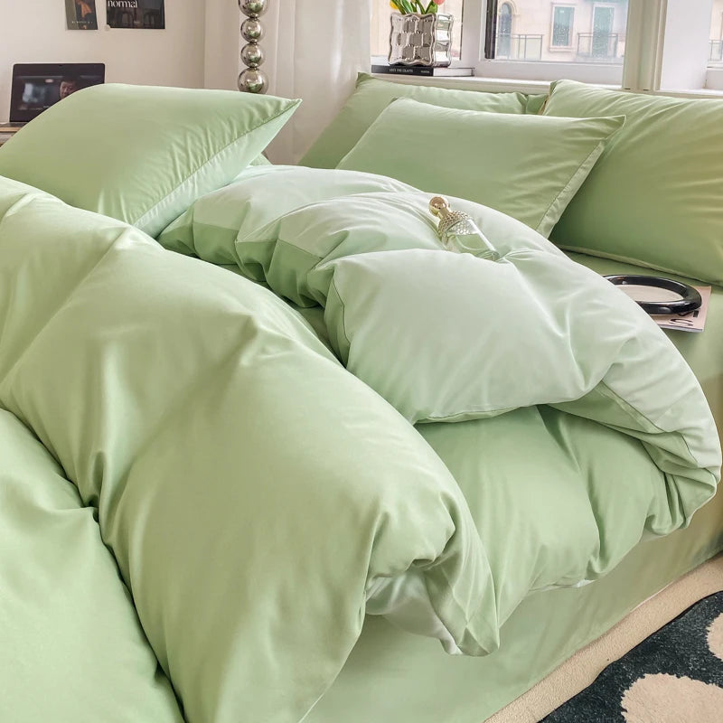 Pastel Green Double-Sided Bedding Set