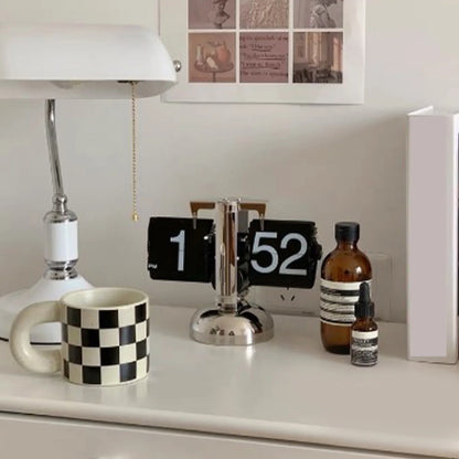Vintage Auto Flip Clock
