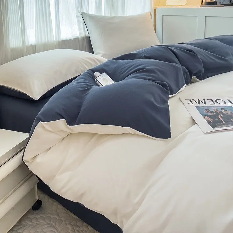 White & Navy Blue Double-Sided Bedding Set