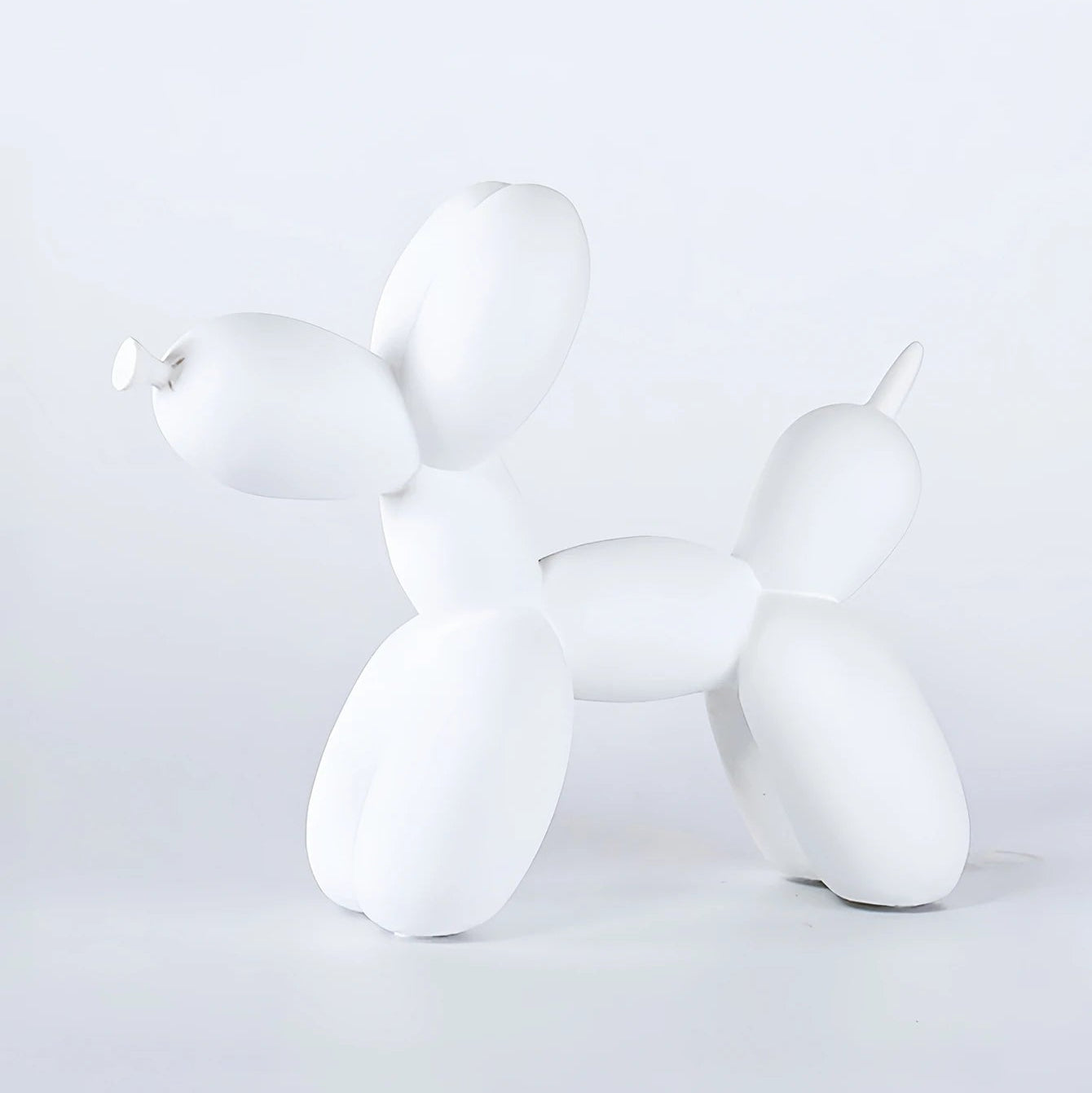 Balloon Dog Statue