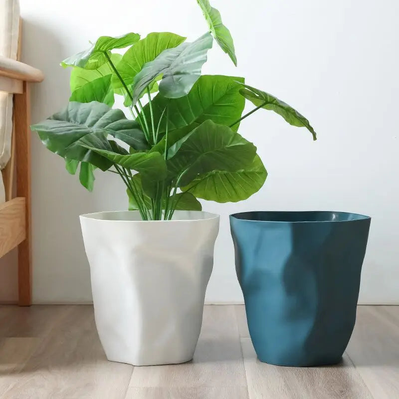 Irregular Trash Can