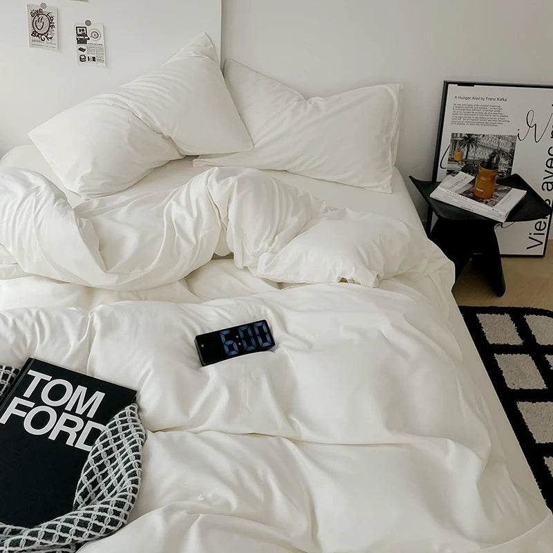 White Double-Sided Bedding Set